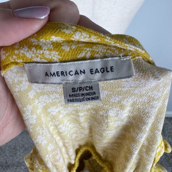 American Eagle Smocked Top Womens Yellow Floral Long Sleeve Sweetheart - Picture 4 of 5